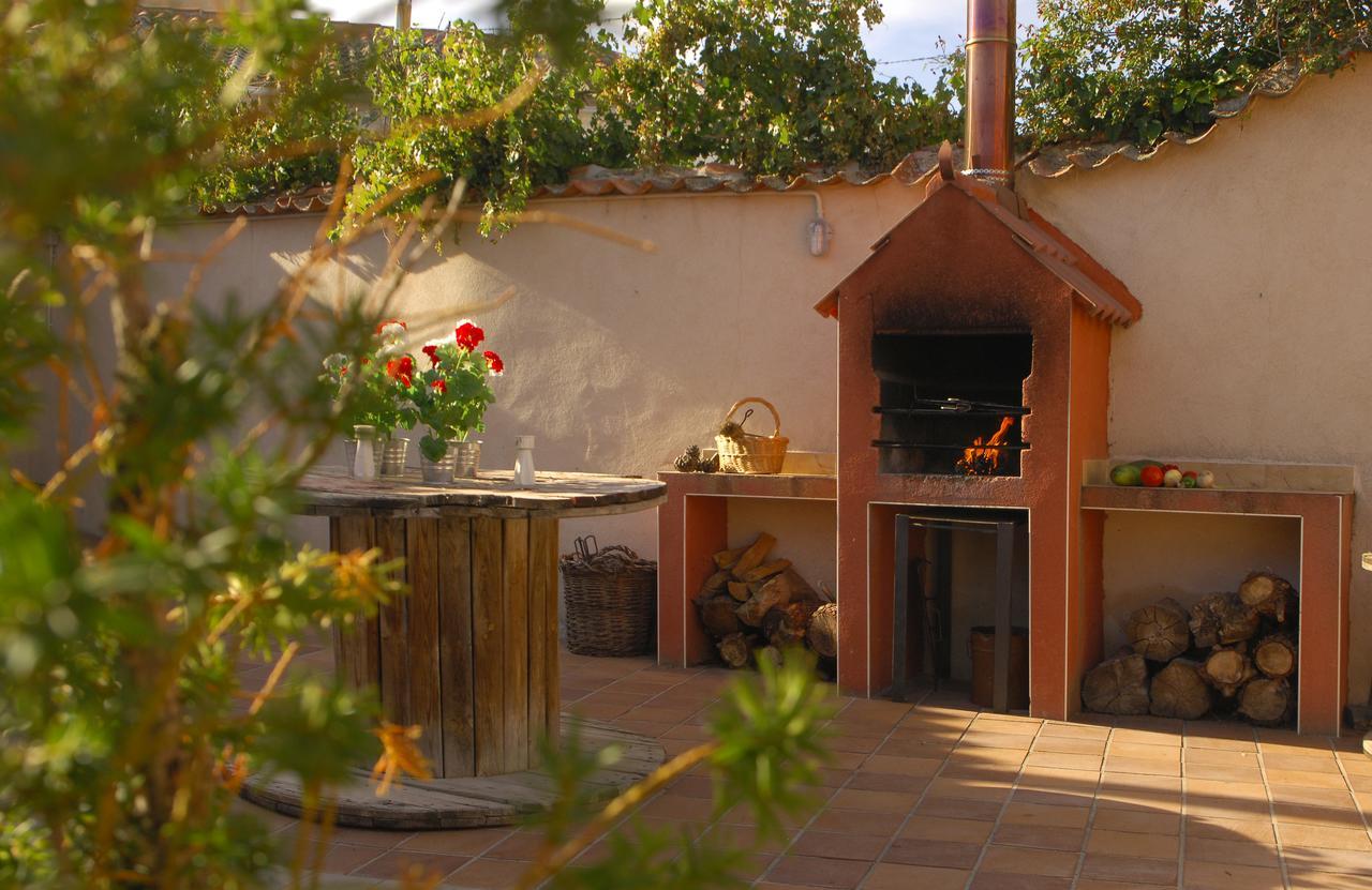 Casa Rural "Hazanas" Adanero Exterior photo